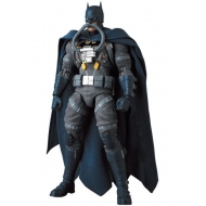 Batman Hush - Figurine MAF EX Stealth Jumper Batman 16 cm