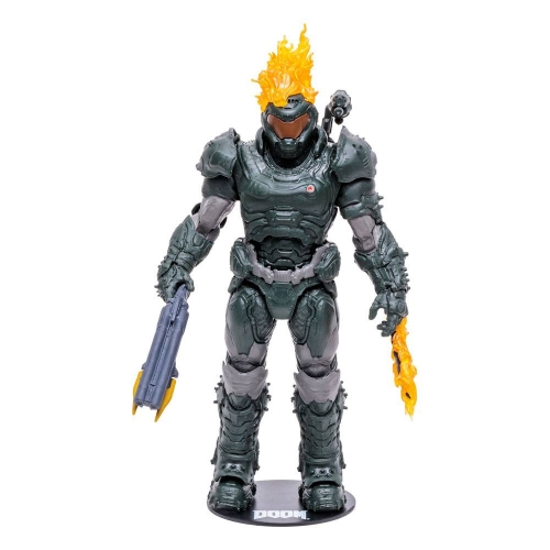 Doom Eternal - Figurine  Slayer (Ember Skin) 18 cm