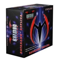 Batman Beyond - Réplique 1/1 Batarang (rouge) 20 cm