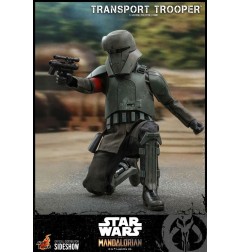 Star Wars - The Mandalorian figurine 1/6 Transport Trooper 31 cm