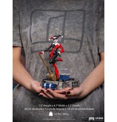 DC Comics - Batman The Animated Series statuette 1/10 Art Scale Harley Quinn 20 cm