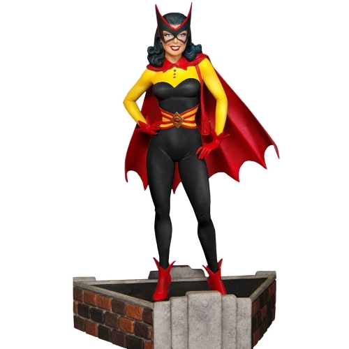 Batman - Statuette Classic Batwoman Kathy Kane 33 cm