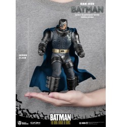 DC Comics - Batman The Dark Knight Returns figurine Dynamic Action Heroes 1/9 Armored Batman 21 cm