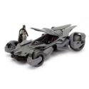 Batman Vs Superman - Réplique 1/24 Batmobile 2016 métal avec figurine