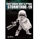 Star Wars Episode VII - Figurine Egg Attack Riot Control Stormtrooper 15 cm