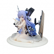 Azur Lane - Statuette 1/7 Unicorn 14 cm Azur Lane - Statuette 1/7 Unicorn 14 cm