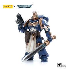 Warhammer - 40k figurine 1/18 Ultramarines Primaris Company Champion Brother Parnaeus 12 cm