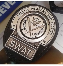 DC Comics - Batman réplique 1/1 The Dark Knight Gotham City SWAT Badge Limited Edition