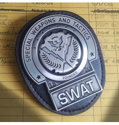 Batman - Réplique 1/1 The Dark Knight Gotham City SWAT Badge Limited Edition