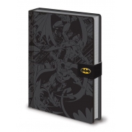 DC Comics - Carnet de notes Premium A5 Batman Montage