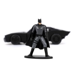 Batman Hollywood Rides 2022 - Réplique 1/32 Batmobile métal 2022  avec figurine de Batman