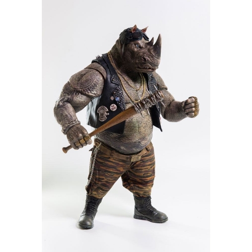 Les Tortues Ninja 2 - Figurine 1/6 Rocksteady 38 cm