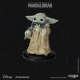 Star Wars : The Mandalorian Classic Collection - Statuette 1/5 Grogu Eating Frog 10 cm