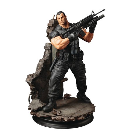 Marvel - Comics Fine Art statuette 1/6 The Punisher 30 cm
