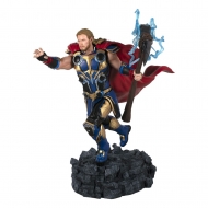Thor: Love and Thunder Gallery Deluxe - Statuette Thor 23 cm