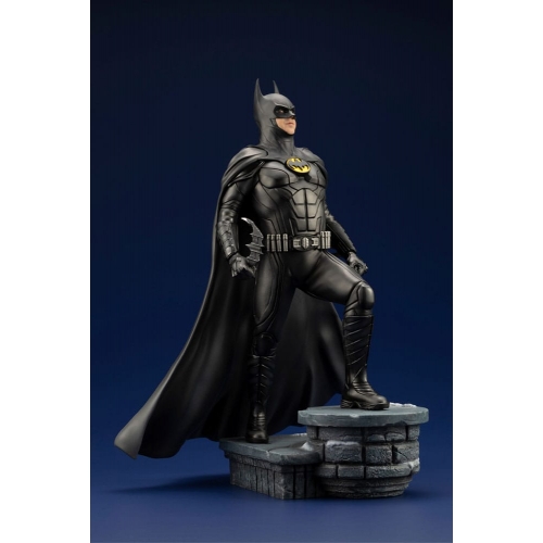 DC Comics - Statuette ARTFX 1/6 The Flash Movie Batman 34 cm