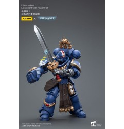 Warhammer - 40k figurine 1/18 Ultramarines Lieutenant with Power Fist 12 cm