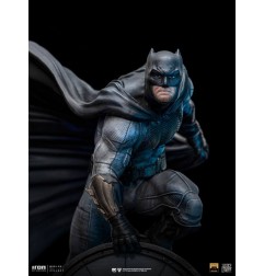 DC Comics - Zack Snyder's Justice League statuette 1/10 Deluxe Art Scale Batman on Batsignal 28 cm