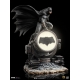 DC Comics - Statuette Zack Snyder's Justice League 1/10 Deluxe Art Scale Batman on Batsignal 28 cm