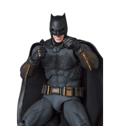 Batman - Figurine MAFEX Ultraman  Zack Snyder's Justice League Ver. 16 cm