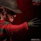 Freddy Les Griffes de la nuit - Poupée sonore Freddy Krueger 25 cm