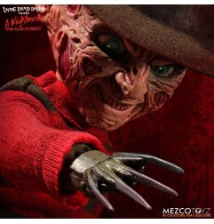 Freddy Les Griffes de la nuit - Poupée sonore Freddy Krueger 25 cm