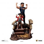 Les Goonies - Statuette Deluxe Art Scale 1/10 Sloth and Chunk 30 cm