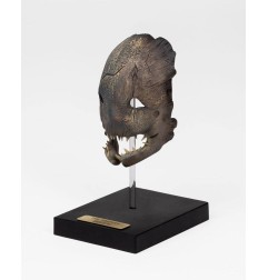 Dead by Daylight - Réplique 1/2 du masque de The Trapper Limited Edition 20 cm