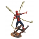 Avengers Infinity War - Statuette Premier Collection Iron Spider-Man 30 cm