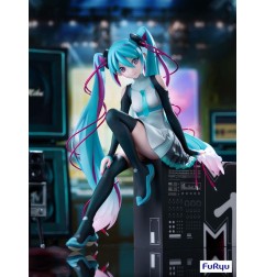 Hatsune Miku - Statuette 1/7  x MTV 20 cm