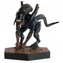 The Alien & Predator - Figurine Collection Tusk Xenomorph ( vs. Predator) 9 cm