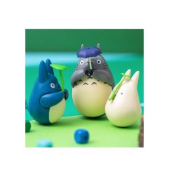 Mon voisin Totoro - Figurine culbuto Mid Totoro with leaf 6 cm