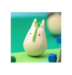 Mon voisin Totoro - Figurine culbuto Small Totoro with leaf 5 cm