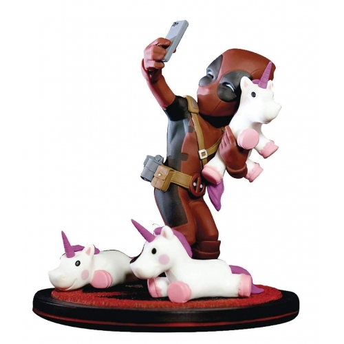 Marvel - Diorama Q-Fig Deadpool unicornselfie 10 cm