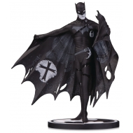 Batman Black & White - Statuette Batman by Gerard Way 20 cm