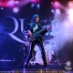 Queen - Statuette Rock Iconz John Deacon II (Sheer Heart Attack Era) 23 cm