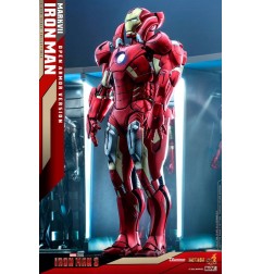 Marvel - Iron Man 3 diorama 1/6 Iron Man Mark VII (Open Armor Version) 32 cm