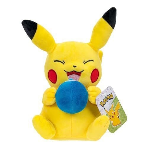 Pokémon - Peluche Pikachu with Oran Berry Accy 20 cm