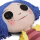 Coraline - Peluche 1/1 Coraline with Button Eyes 152 cm
