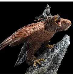 Le Seigneur des Anneaux - Statuette Gandalf on Gwaihir 15 cm