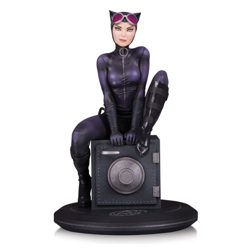 DC Comics - Statuette Catwoman by Joelle Jones 18 cm DC Comics - Statuette Catwoman by Joelle Jones 18 cm