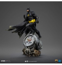DC Comics - Statuette 1/10 BDS Art Scale Batman Deluxe (Black Version Exclusive) heo EU Exclusive 30 cm