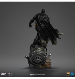 DC Comics - Statuette 1/10 BDS Art Scale Batman Deluxe (Black Version Exclusive) heo EU Exclusive 30 cm