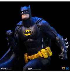DC Comics - Statuette 1/10 BDS Art Scale Batman Deluxe (Black Version Exclusive) heo EU Exclusive 30 cm
