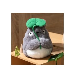 Mon voisin Totoro - Nakayoshi Figurine en peluche Big Totoro with leaf 21 cm