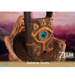 The Legend of Zelda : Breath of the Wild - Statuette 1/1 Sheikah Slate 24 cm
