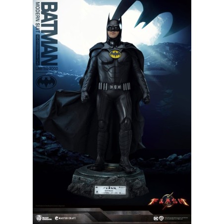DC Comics - Batman statuette Master Craft Batman Modern Suit 42 cm