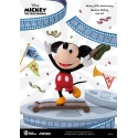 Disney - Figurine Mickey Mouse 90th Anniversary Mini Egg Attack Modern Mickey 9 cm