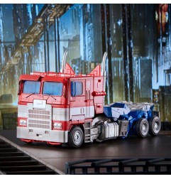 Transformers : Bumblebee - Figurine Masterpiece Movie Series MPM-12 Optimus Prime 28 cm