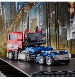 Transformers : Bumblebee - Figurine Masterpiece Movie Series MPM-12 Optimus Prime 28 cm